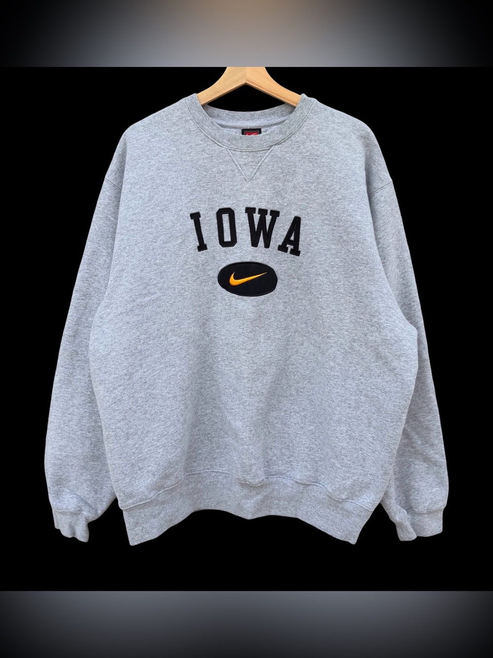 Vintage Y2K Nike Team Iowa Hawkeyes Crewneck Sweatshirt Gray Large Oversized